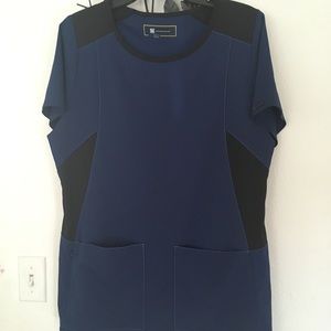 Navy blue Wonder Wink scrub set